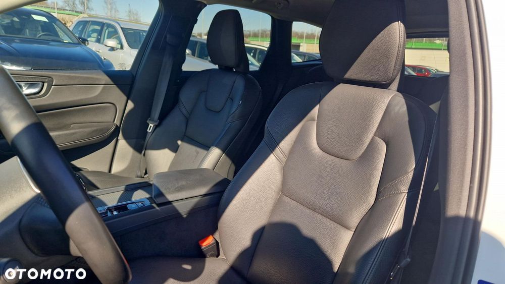 Volvo XC 60 - 11