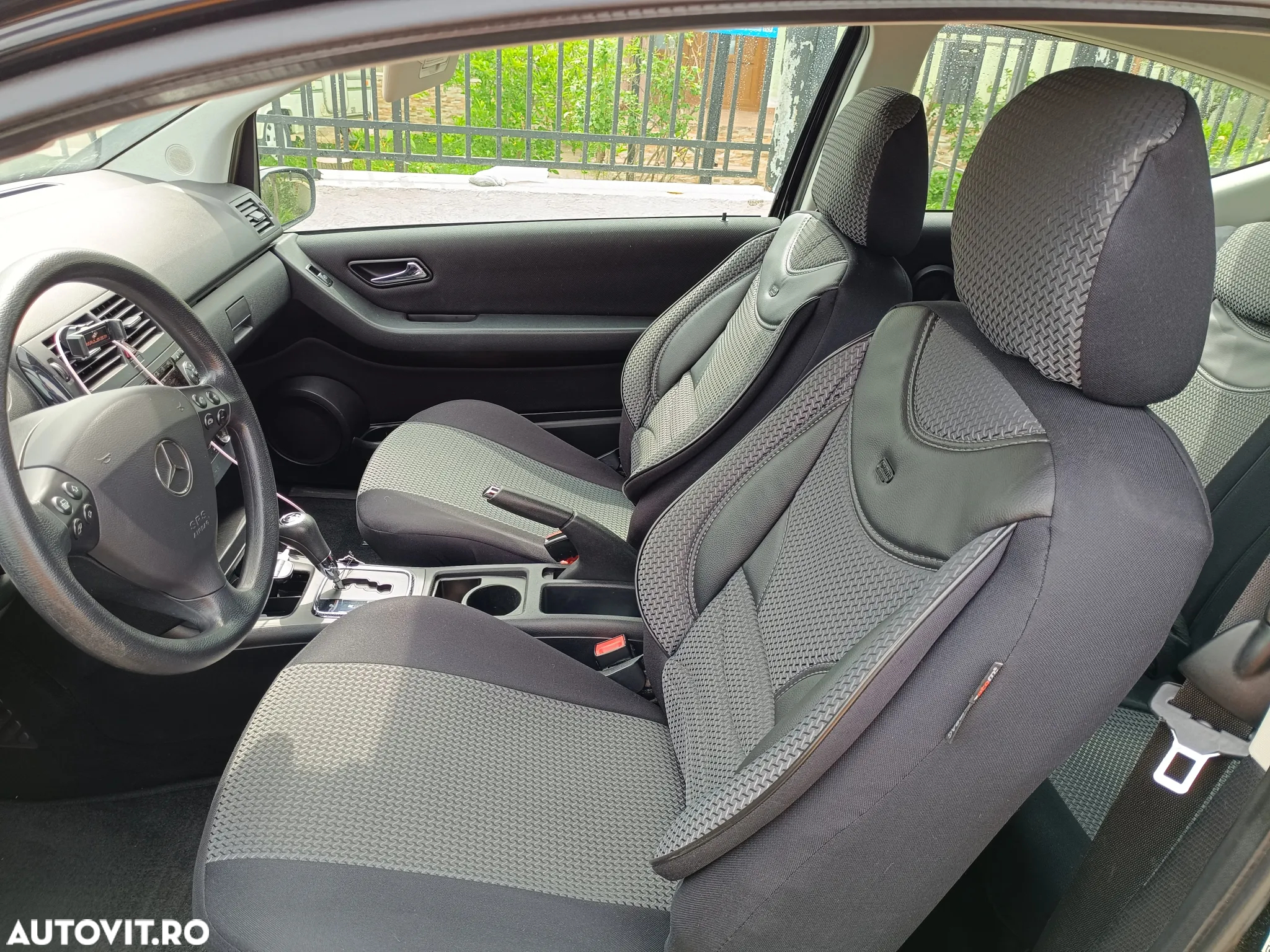 Mercedes-Benz A - 3