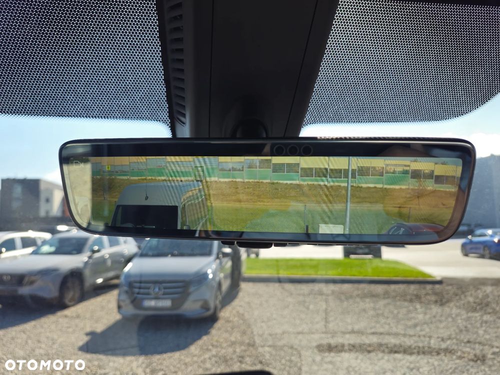 Mercedes-Benz Sprinter - 22