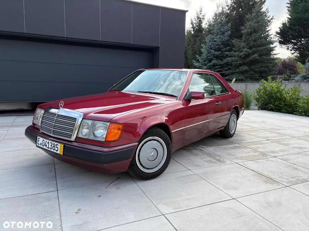 Mercedes-Benz W124