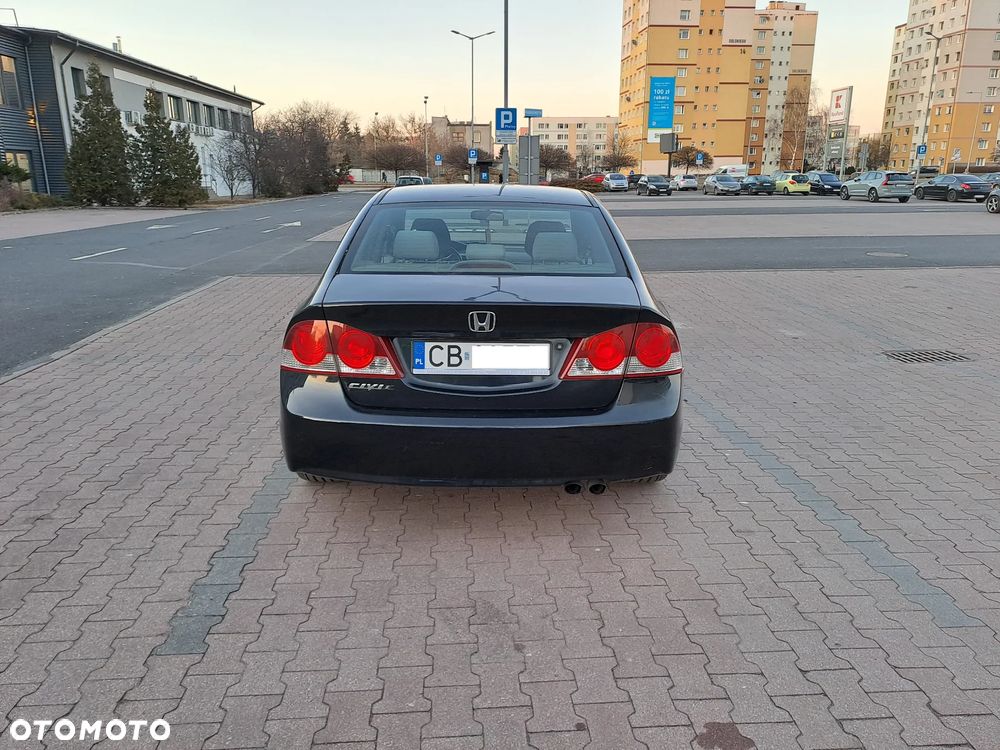 Honda Civic 1.8 Comfort - 6