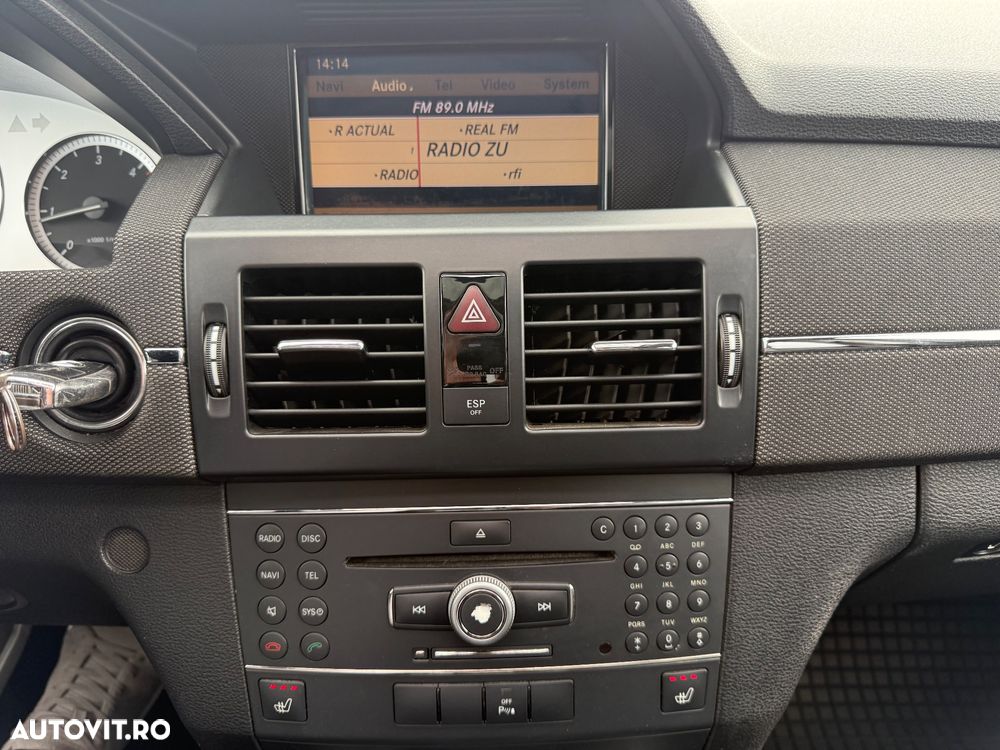 Mercedes-Benz GLK 220 CDI DPF 4Matic BlueEFFICIENCY 7G-TRONIC - 28