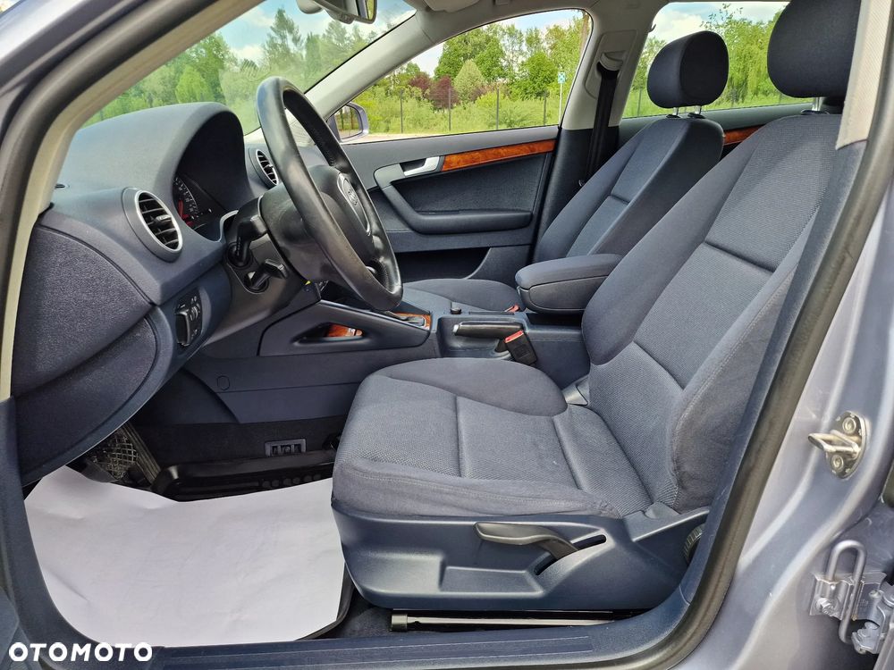 Audi A3 Sportback - 12
