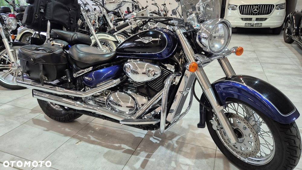 Suzuki Intruder - 6