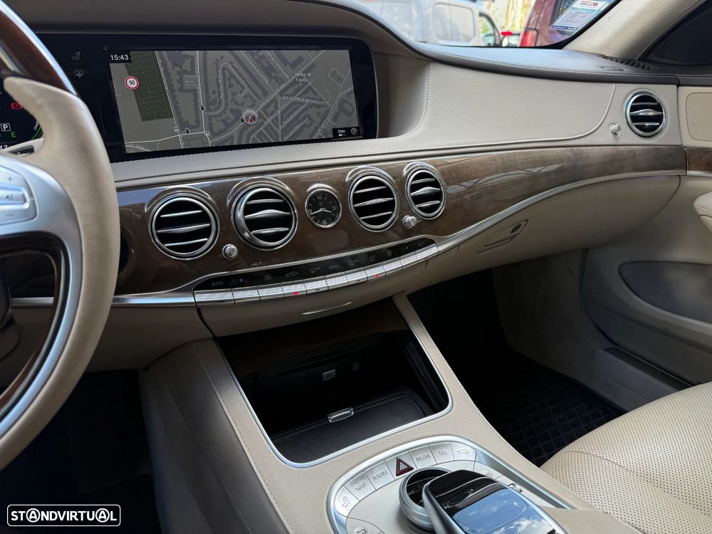 Mercedes-Benz S 300 BlueTEC Hybrid - 13
