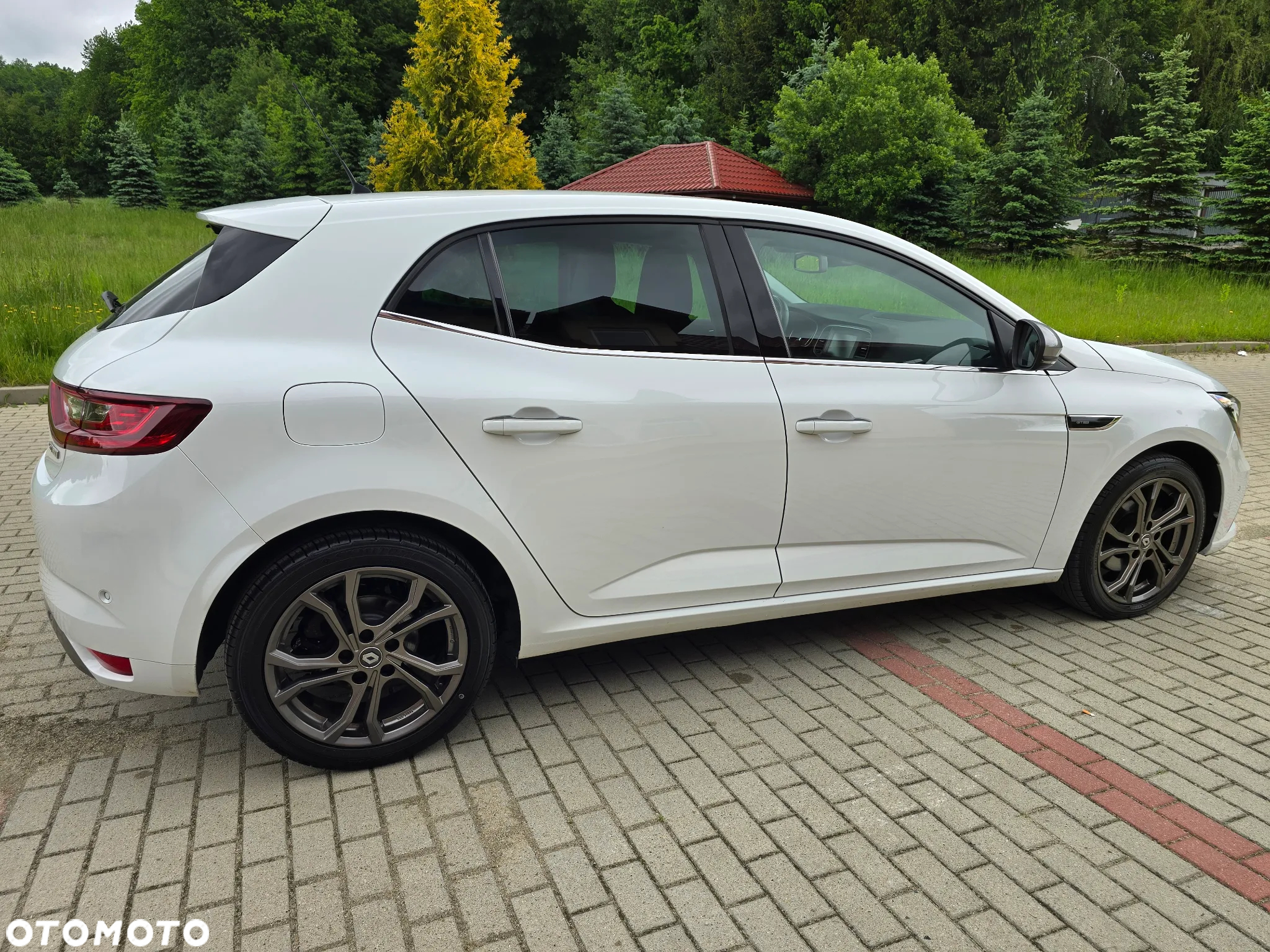 Renault Megane ENERGY TCe 130 GT LINE - 5