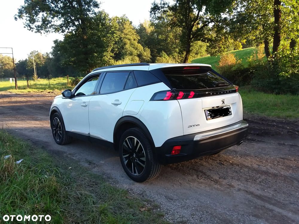 Peugeot 2008 1.5 BlueHDi Allure Pack S&S EAT8 - 3
