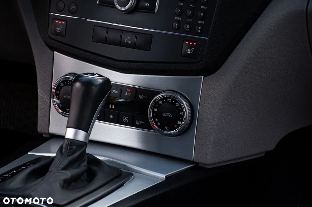 Mercedes-Benz Klasa C 180 T Kompressor Automatik Avantgarde - 9