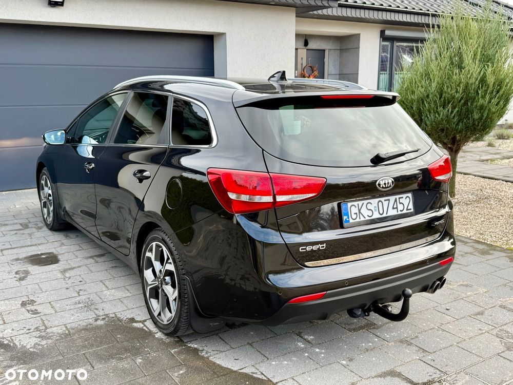 Kia Ceed 1.6 CRDi 136 DCT ISG SW GT Line - 25