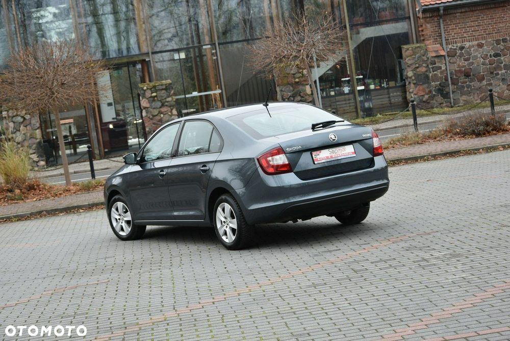 Skoda RAPID 1.0 TSI Style - 22