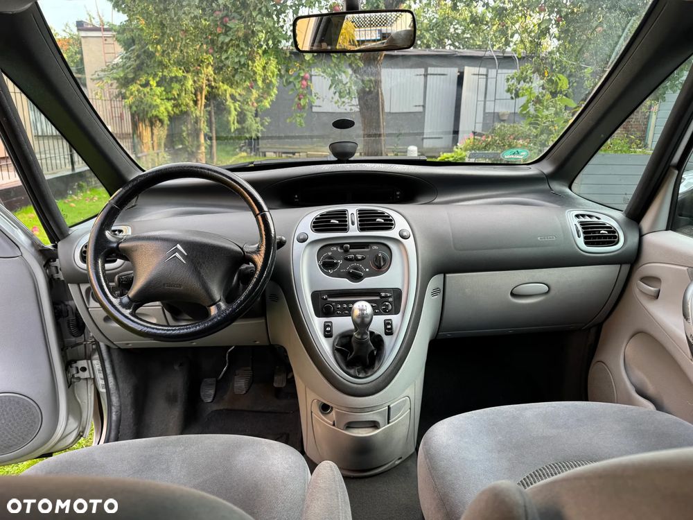 Citroën Xsara Picasso 1.6i 16V SX - 8