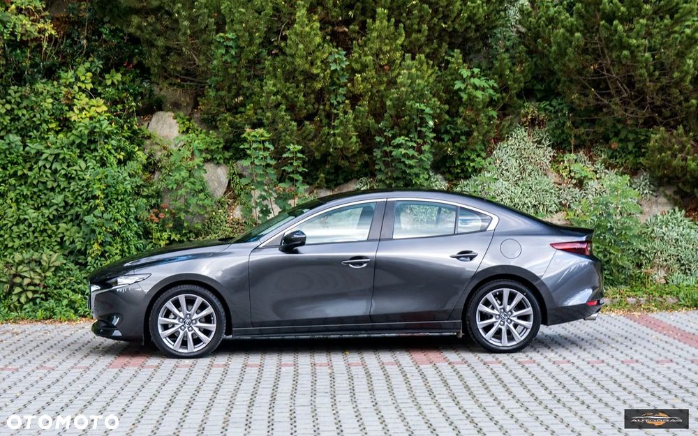 Mazda 3 - 4