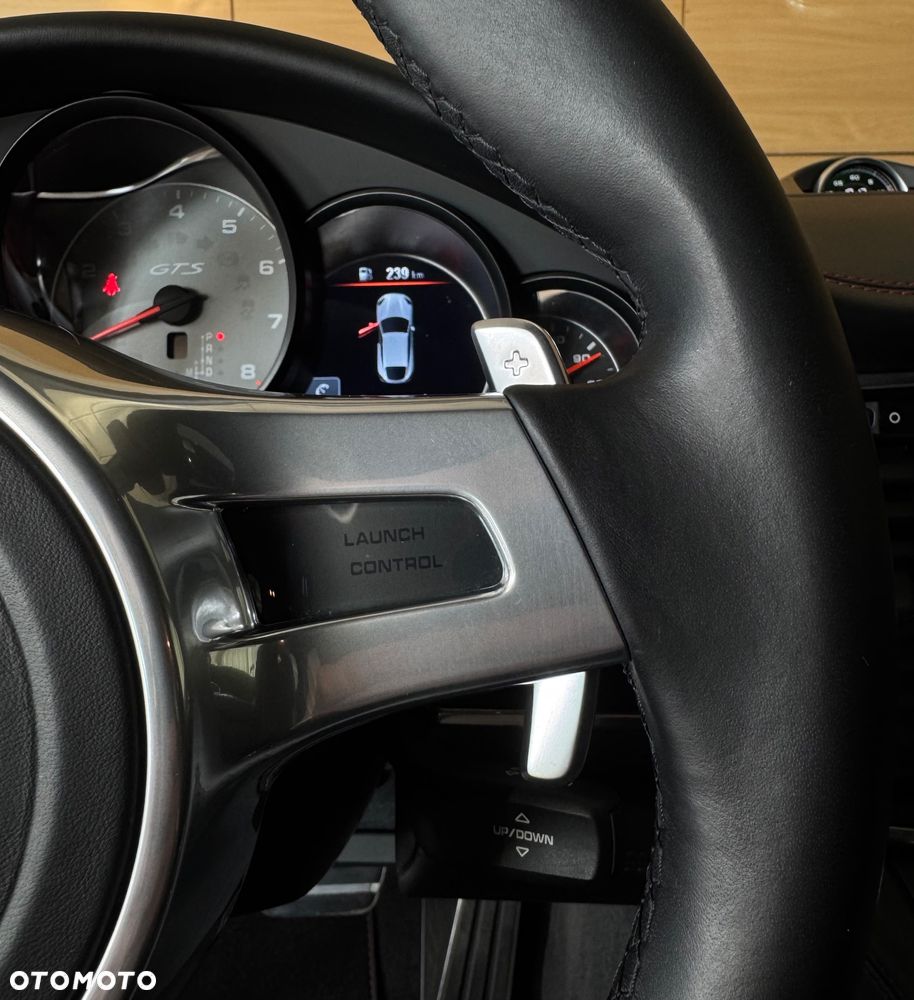 Porsche Panamera GTS - 17