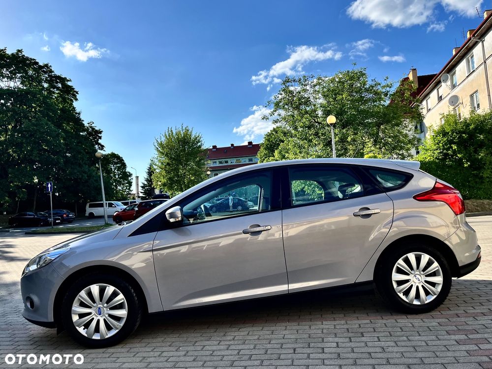 Ford Focus 1.0 EcoBoost STart-Stopp-System TITANIUM - 4