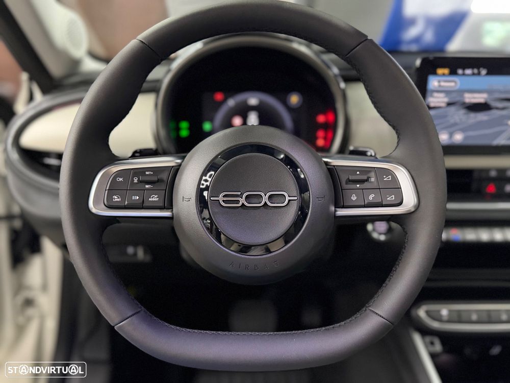 Fiat 600 1.2 Hybrid La Prima - 19