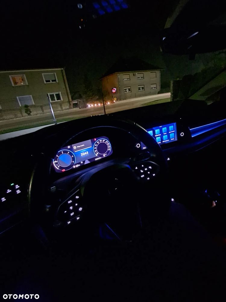 Volkswagen Golf 2.0 TDI Life - 21