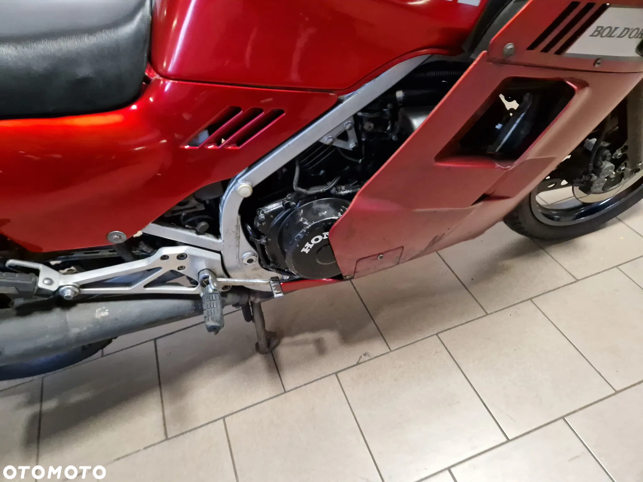 Honda VF - 21
