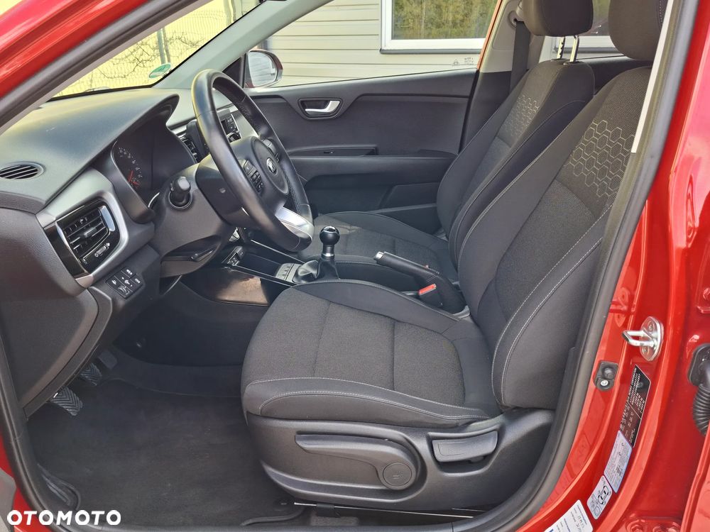 Kia Rio 1.2 Dream Team Edition - 15