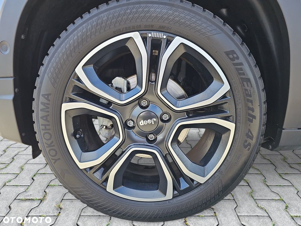 Jeep Avenger 1.2 GSE T3 Summit FWD - 9
