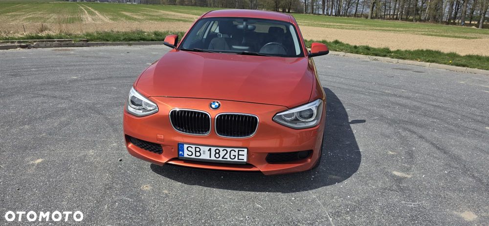 BMW Seria 1 116i - 26