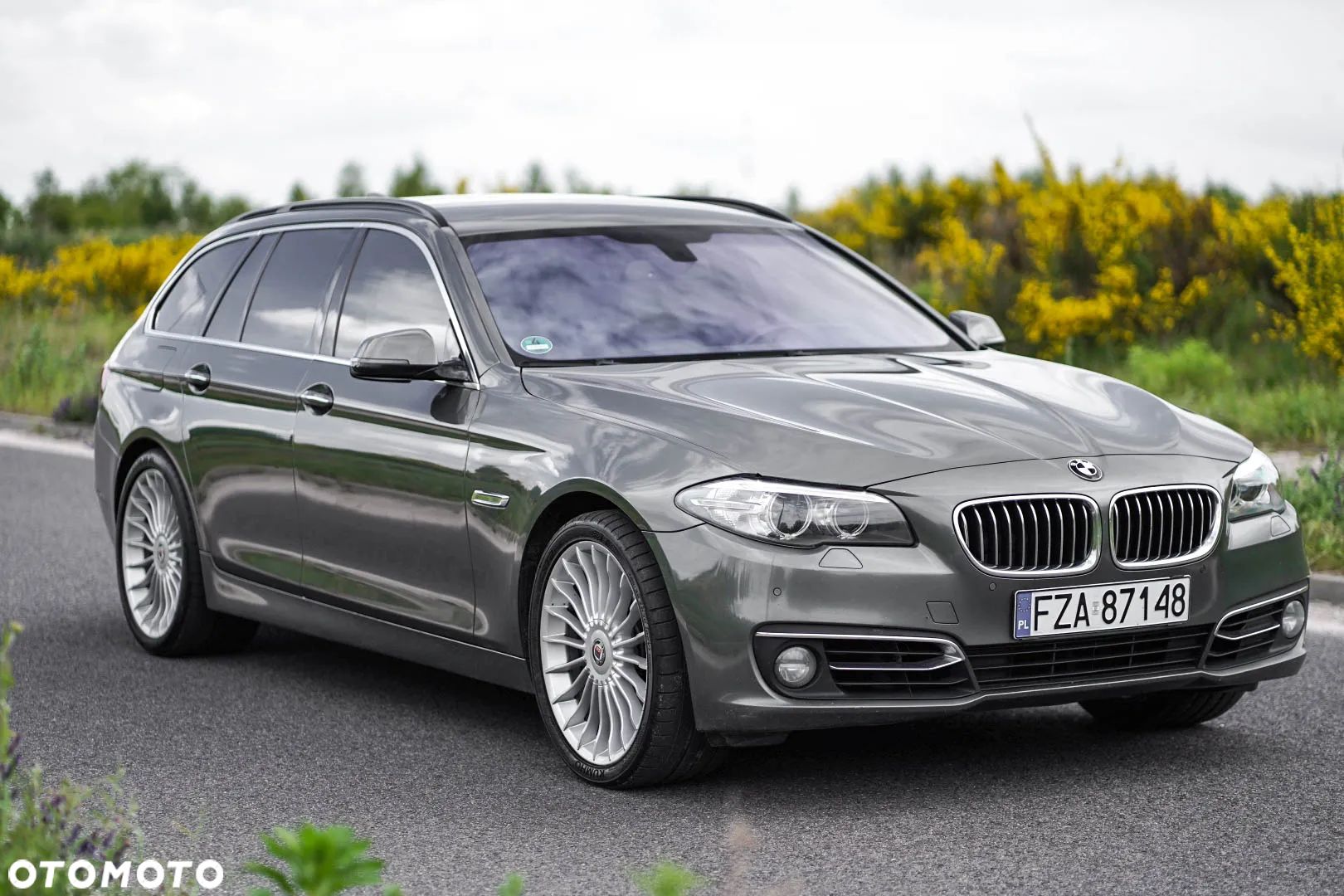 BMW Seria 5 535d Touring Luxury Line - 1