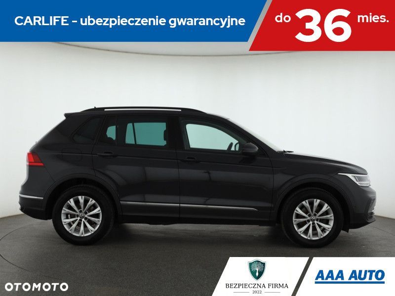Volkswagen Tiguan - 8