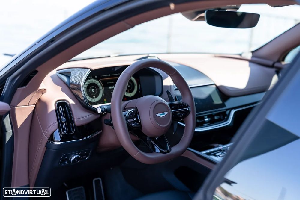 Aston Martin DBX 707 - 7