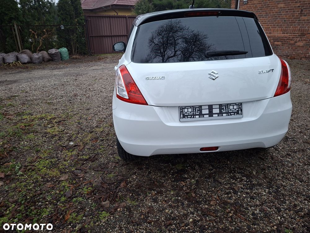 Suzuki Swift - 5