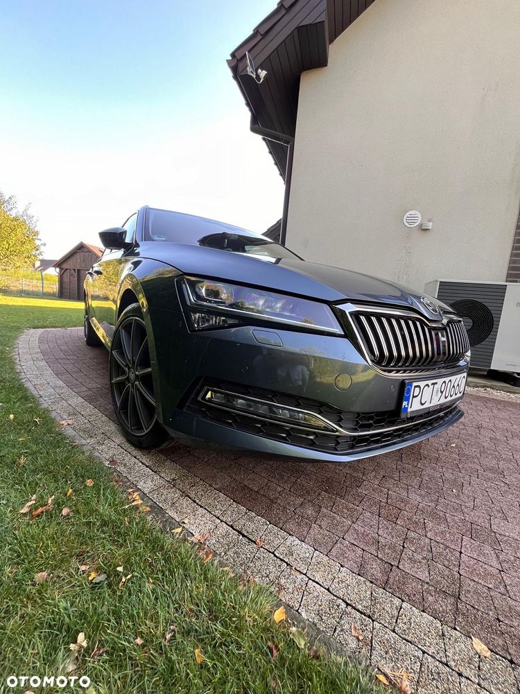 Skoda Superb 2.0 TDI DSG Premium Edition - 3