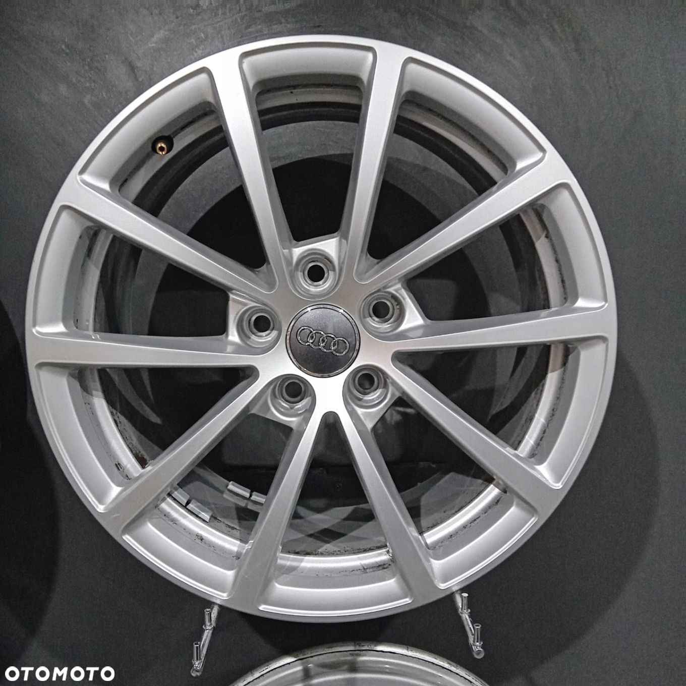 Felgi 17 5x112 Audi A6 C7 C8, Q5, A4 B8 B9 OE F503519-38 - 2