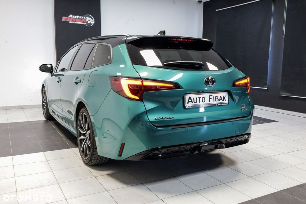 Toyota Corolla - 11