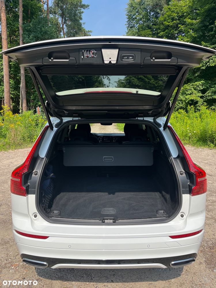Volvo XC 60 B4 B R-Design - 12