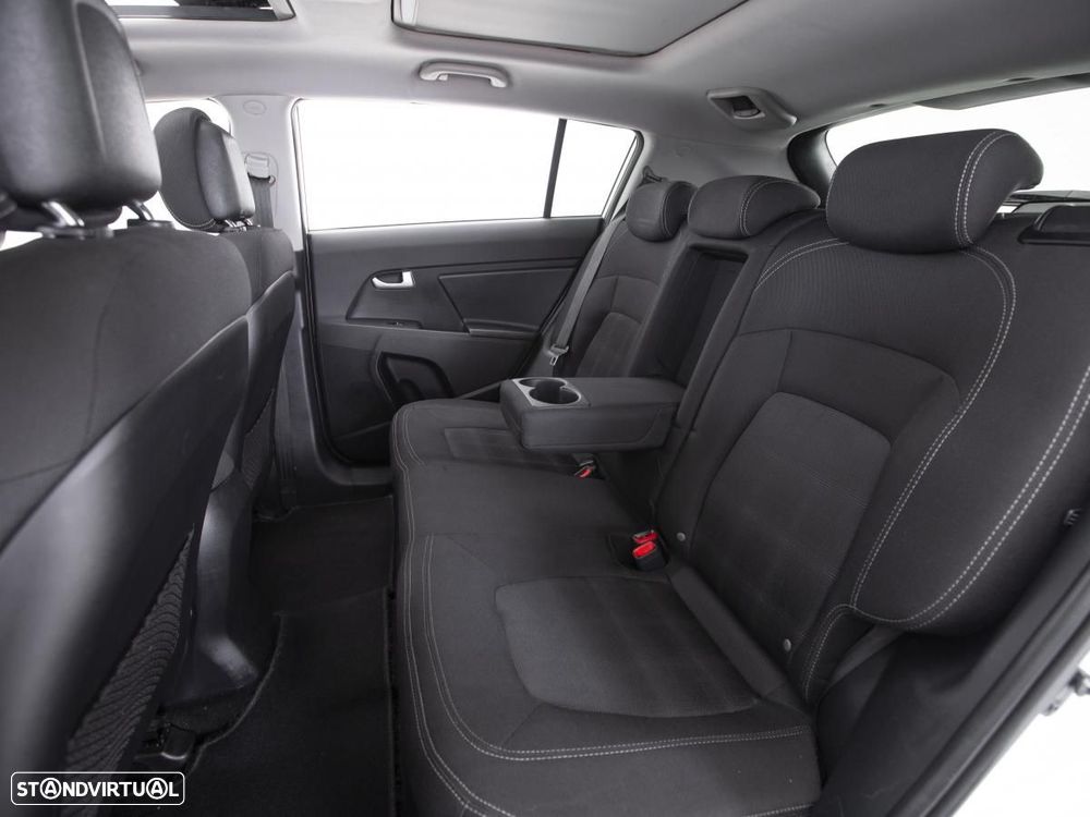 Kia Sportage — fotografia 10