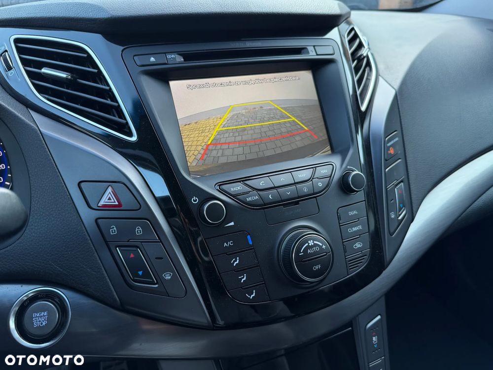 Hyundai i40 Kombi 1.7 CRDi DCT Premium - 26