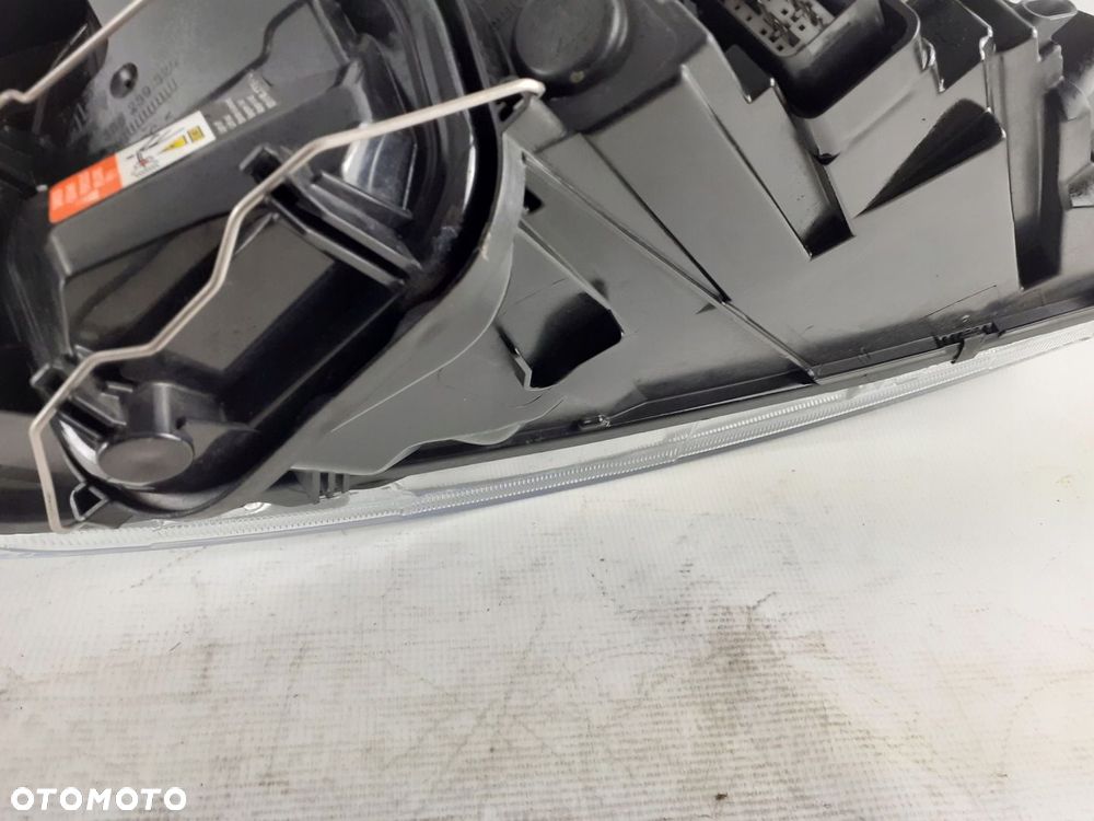 Volvo C70 IILift 11-13r Lampa lewa xenon .32206148 - 9