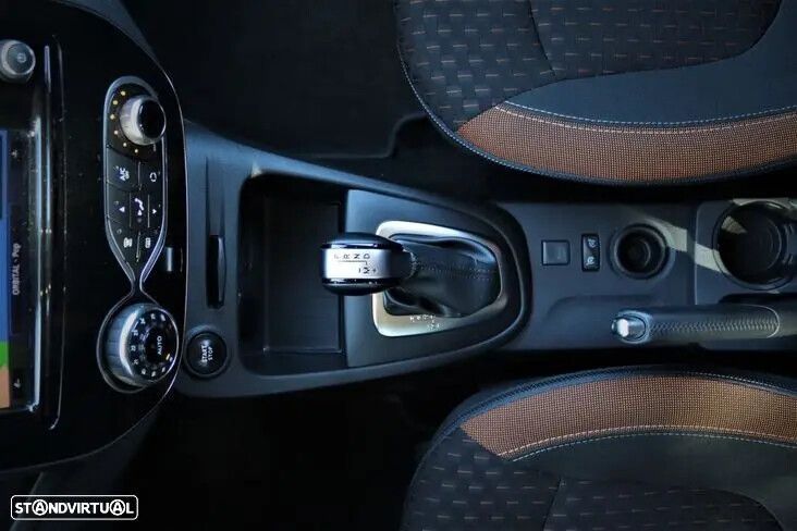Renault Captur - 17