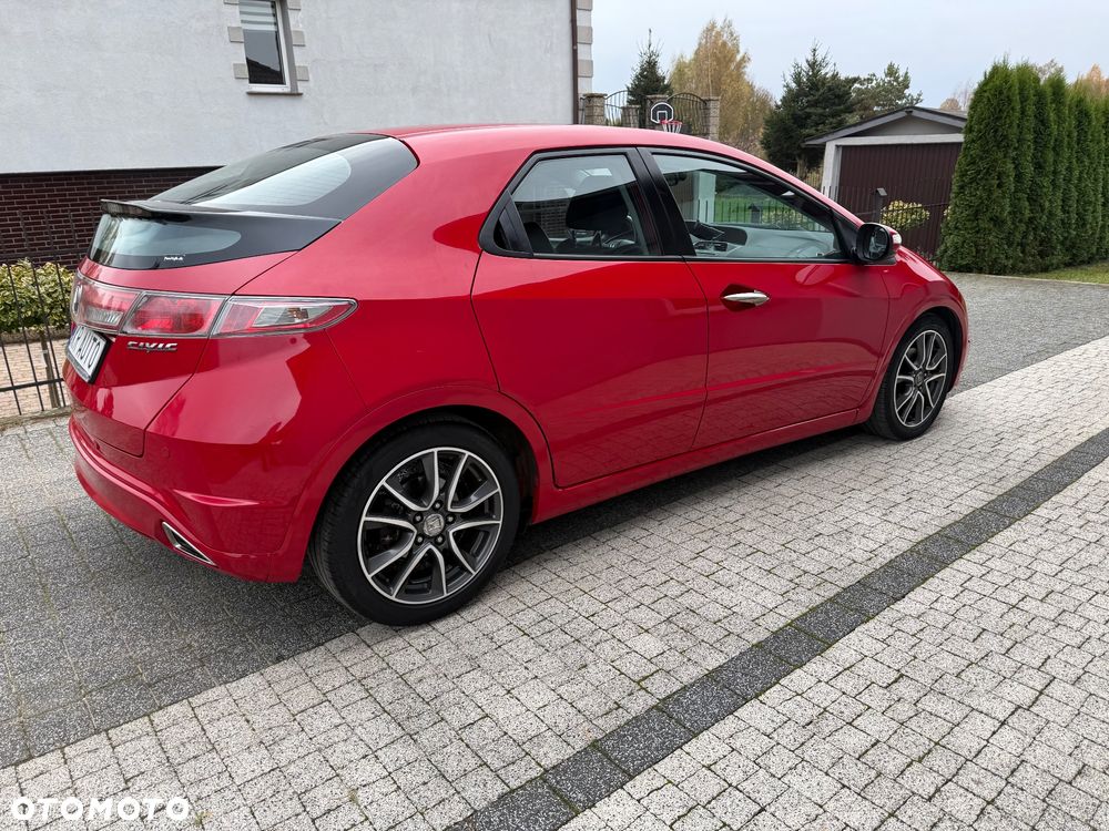 Honda Civic 1.8i-VTEC Sport - 5