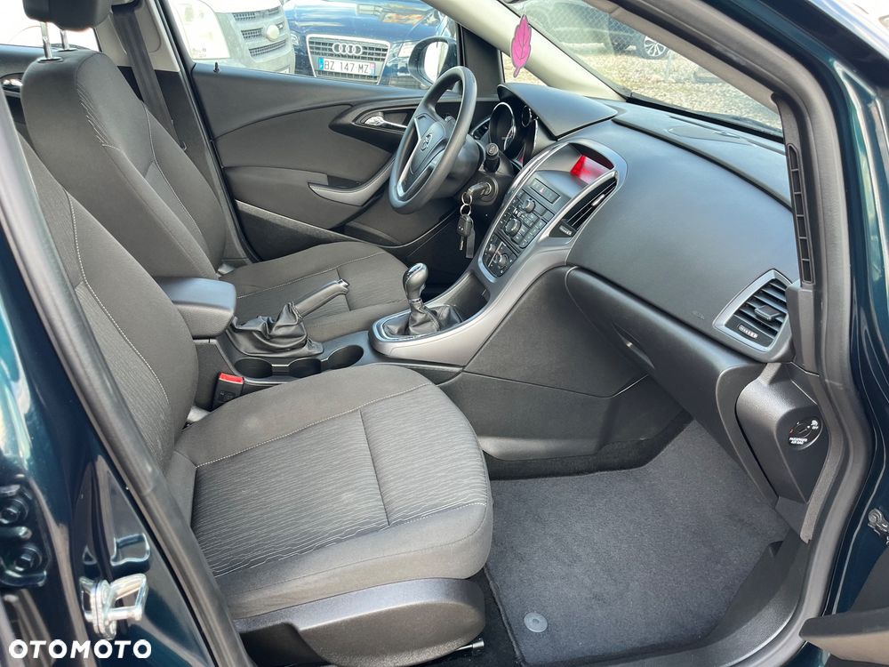 Opel Astra 1.6 Color Edition - 10