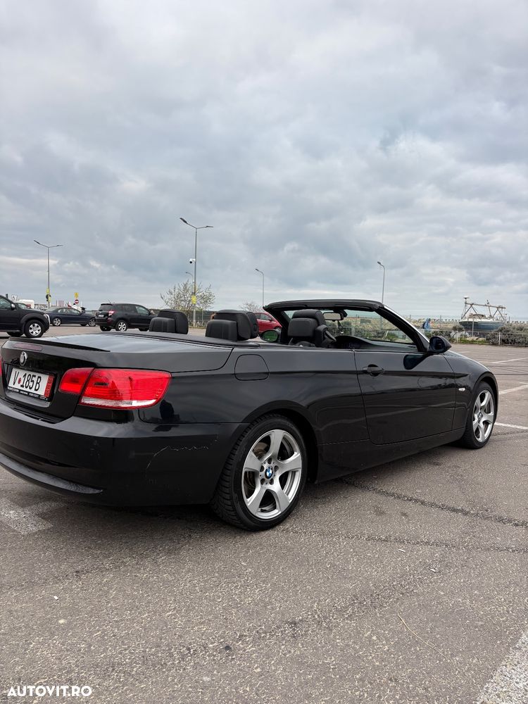 BMW Seria 3 320d DPF Cabrio Aut. - 7