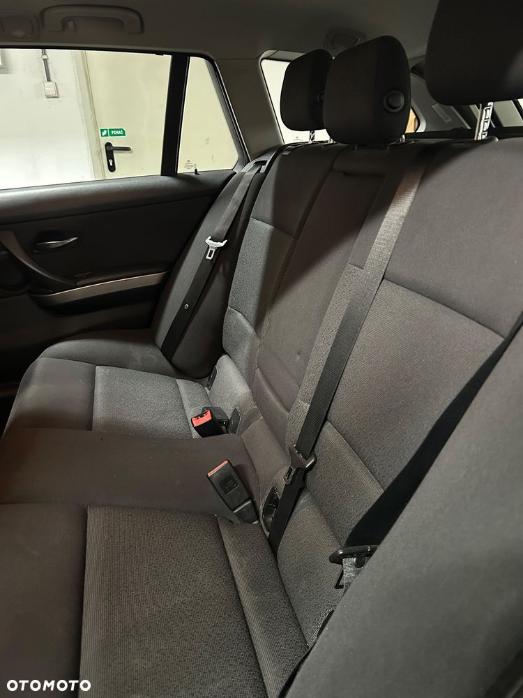 BMW Seria 3 320d - 13