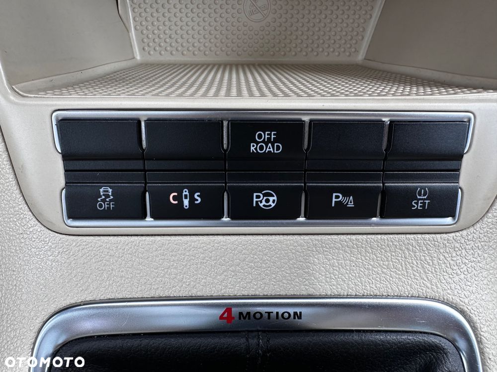 Volkswagen Tiguan 2.0 TDI DPF 4Motion Track & Style - 39