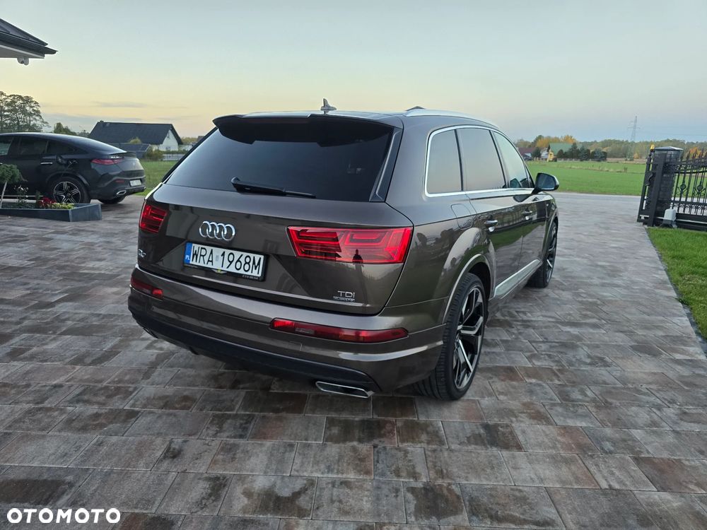 Audi Q7 - 13
