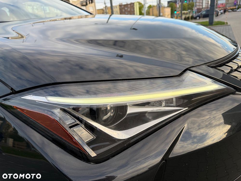 Lexus UX 250h Business Edition - 17