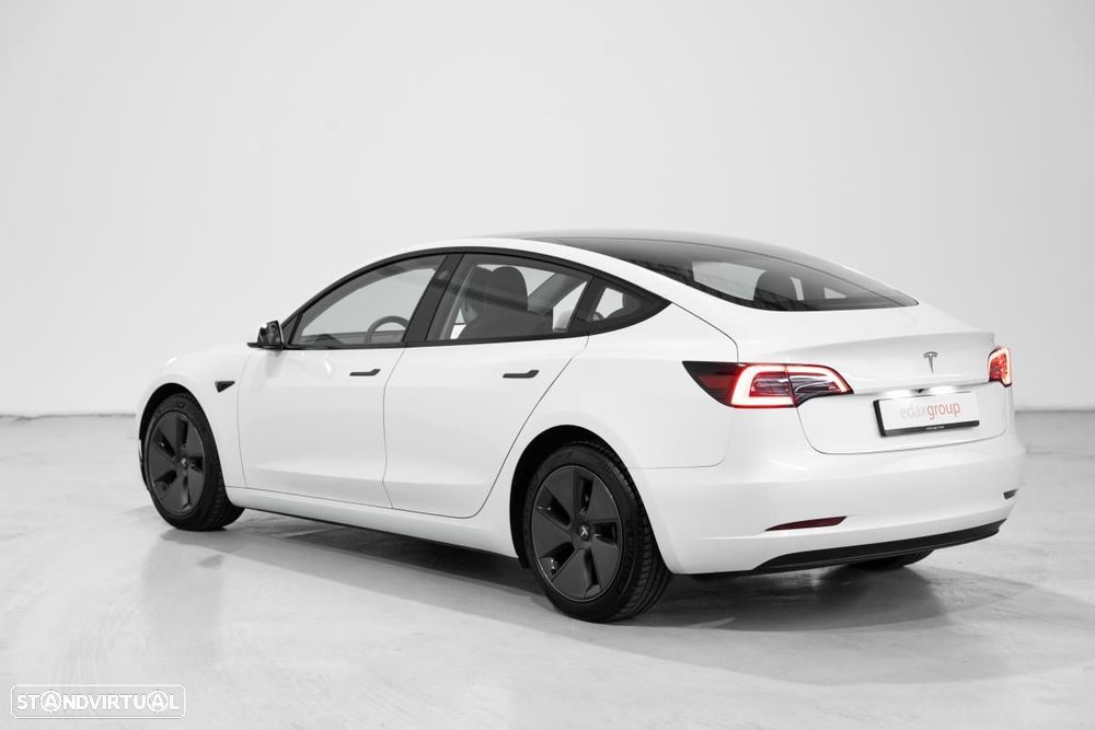 Tesla Model 3 2023 photo 4