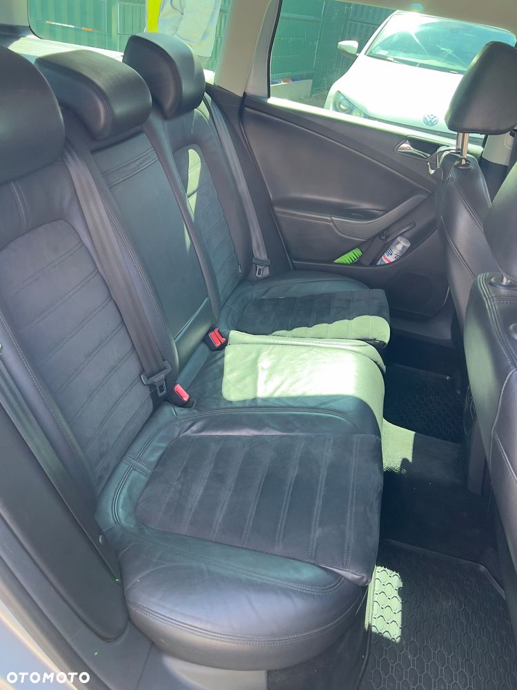 Volkswagen Passat 2.0 TDI DPF Comfortline - 8