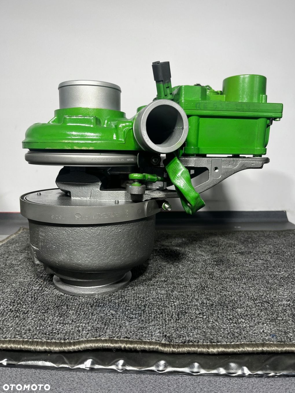 Turbosprężarka John Deere Re535244  rabat 1000 zł za zwrot starej turbospr - 1