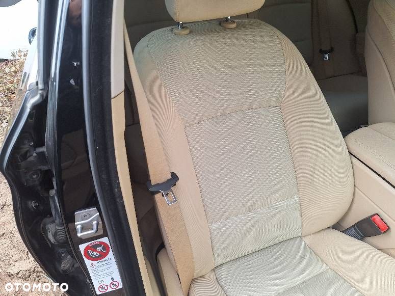 FOTELE KOMPLET LEWY PRAWY GRZANE KANAPA TYŁ BOCZKI BMW F11 EUROPA - 8