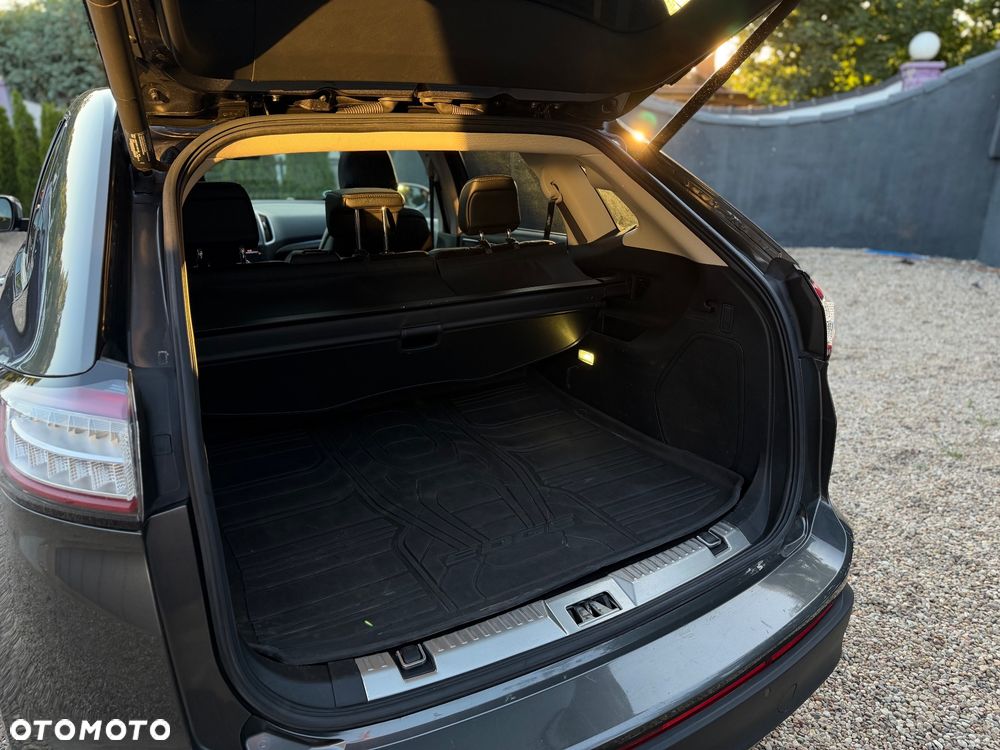 Ford Edge 2.0 TDCi Bi-Turbo 4x4 Sport - 34