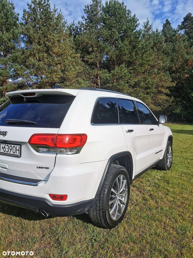 Jeep Grand Cherokee - 11