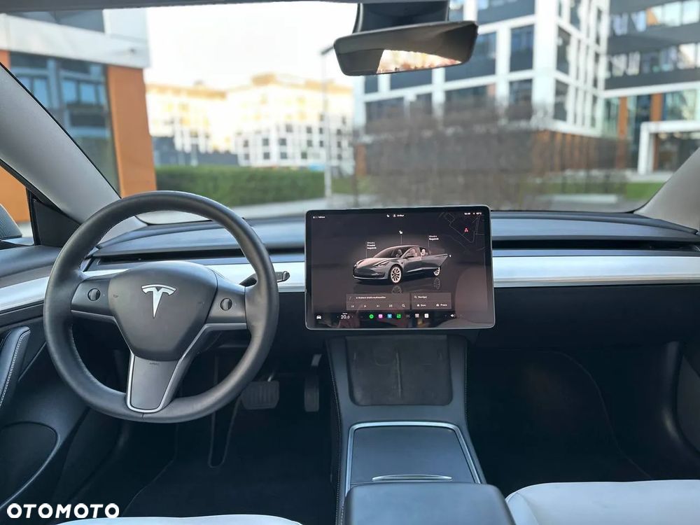 Tesla Model 3 Langstreckenbatterie Allradantrieb Dual Motor - 22